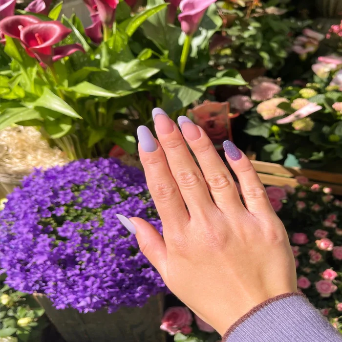 Tendances et idées de manucure violette : Inspirez-vous pour vos prochaines poses